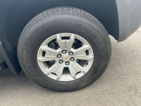 Used 2018 Chevrolet Colorado LT w/ LT Convenience Package AWD/4WD image 6