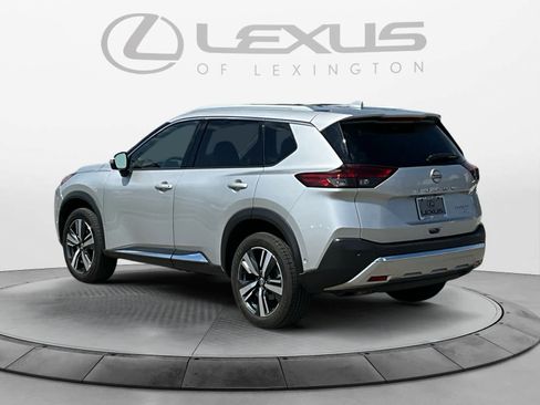 Used 2023 Nissan Rogue Platinum w/ Platinum Premium Package AWD/4WD image 3