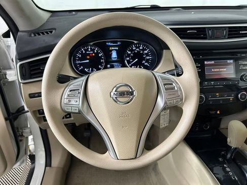 Used 2015 Nissan Rogue S AWD/4WD image 15