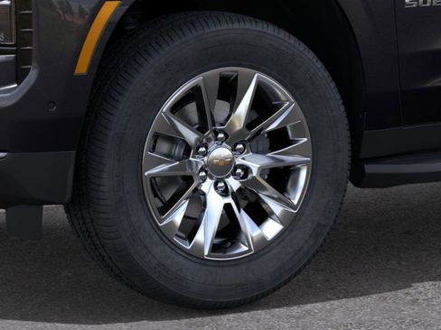 New 2026 Chevrolet Suburban Premier image 24