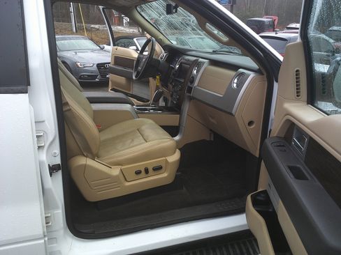 Used 2013 Ford F150 Lariat w/ Luxury Equipment Group image 13