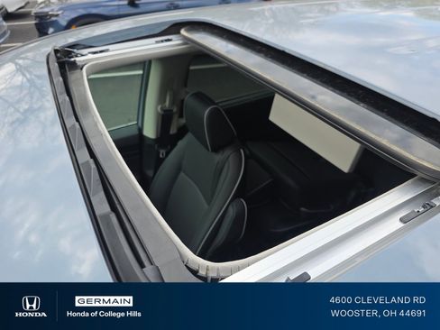 New 2026 Honda Odyssey Touring image 4