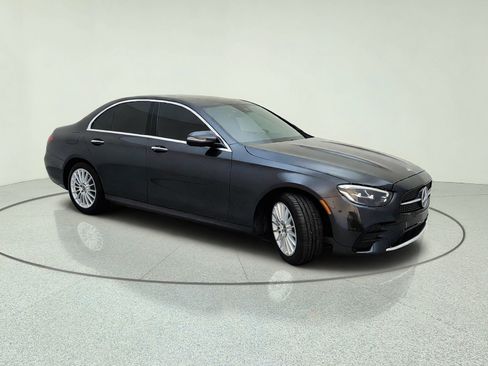Used 2021 Mercedes-Benz E 350 Sedan image 5