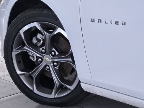 Used 2024 Chevrolet Malibu LT FWD image 14