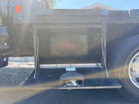 Used 2023 Ford F350 XLT w/ XLT Value Package image 3