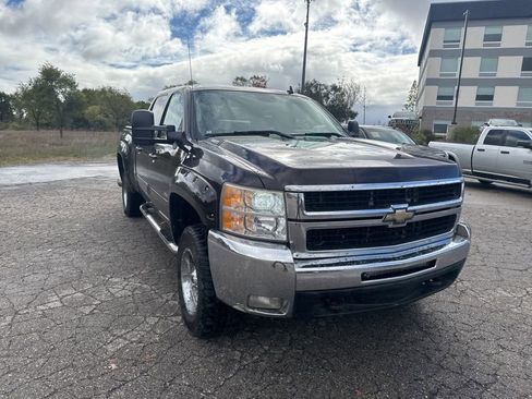 Used 2008 Chevrolet Silverado 2500 LT w/ 2LT Convenience Package image 9
