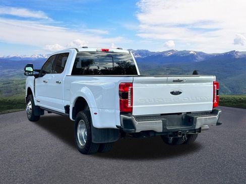 Used 2024 Ford F350 Lariat w/ Lariat Ultimate Package AWD/4WD image 3