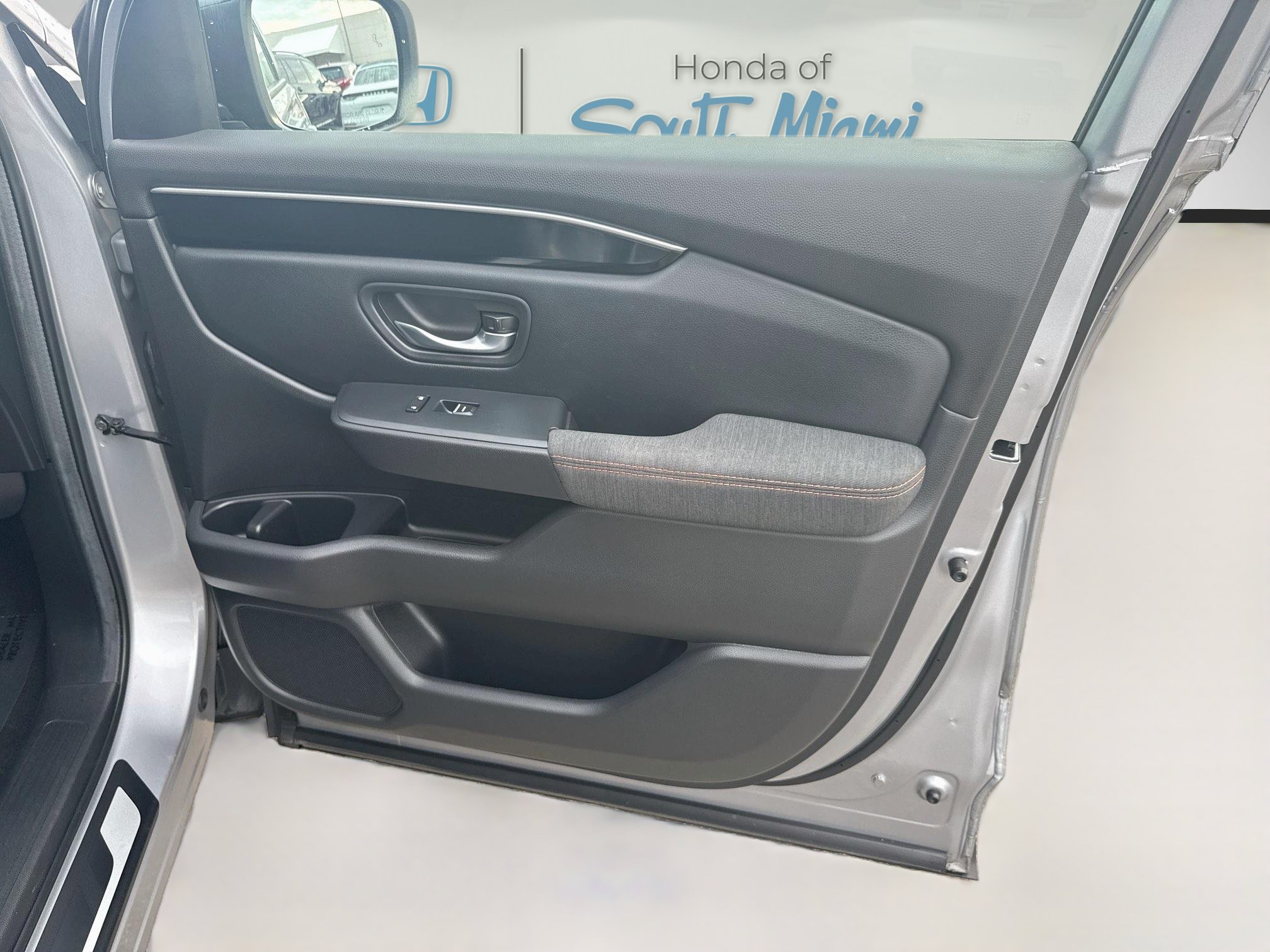 Certified 2024 Honda Pilot Sport image 33