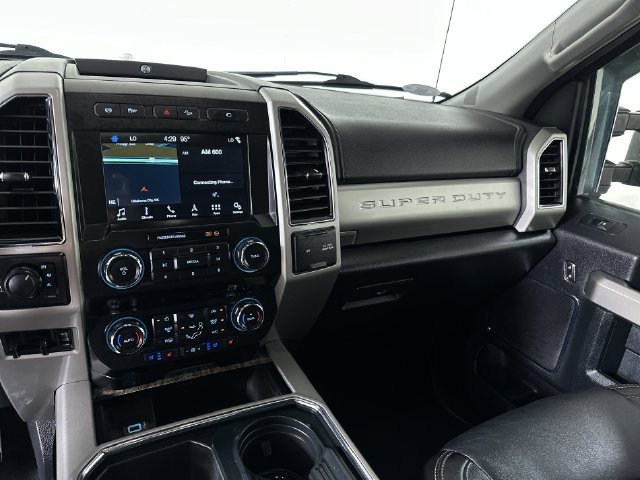 Used 2019 Ford F350 Lariat w/ Lariat Ultimate Package AWD/4WD image 36