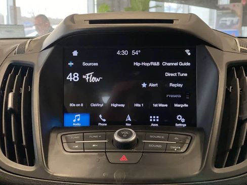 Used 2018 Ford Escape SEL w/ Ford Safe & Smart Package image 19