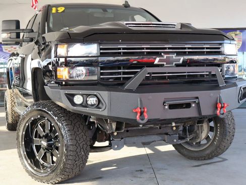 Used 2019 Chevrolet Silverado 2500 LT w/ Custom Sport Edition image 2