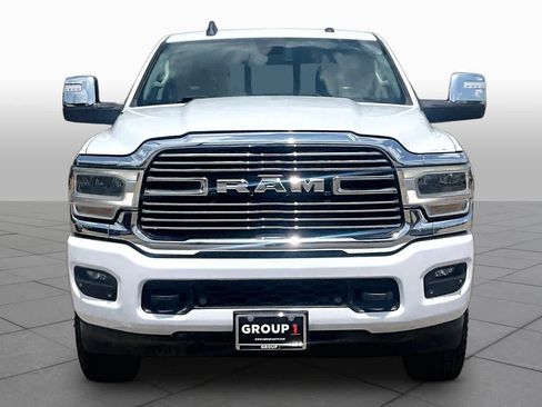 Used 2023 RAM 2500 Laramie AWD/4WD image 4