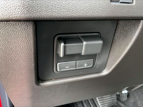 Used 2026 GMC Canyon AT4 w/ Technology Plus Package image 30