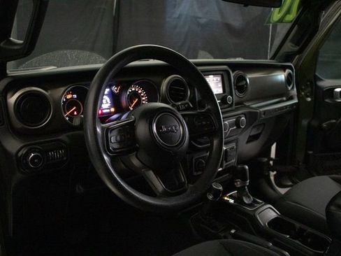 Used 2020 Jeep Wrangler Unlimited Sport image 23