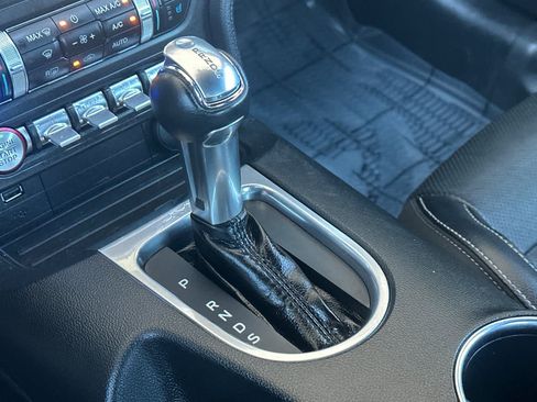 Used 2018 Ford Mustang Premium w/ Black Accent Pkg RWD image 20