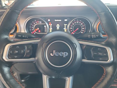 Used 2021 Jeep Gladiator Mojave image 24