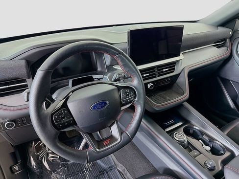 Used 2025 Ford Explorer ST AWD/4WD image 22
