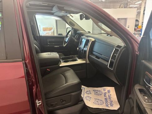 Used 2016 RAM 1500 Laramie w/ Convenience Group AWD/4WD image 3