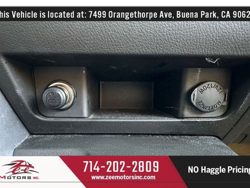 Used 2011 Toyota Sequoia Platinum image 42