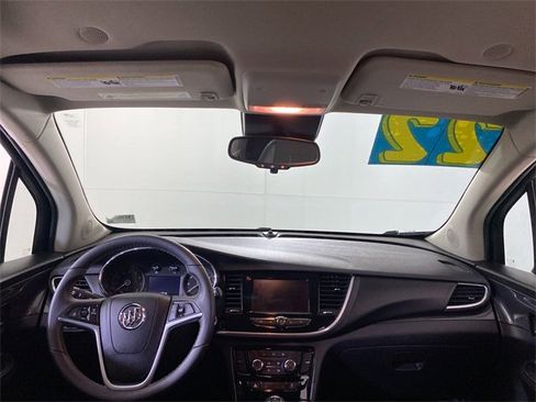 Used 2022 Buick Encore Preferred w/ Safety Package image 33