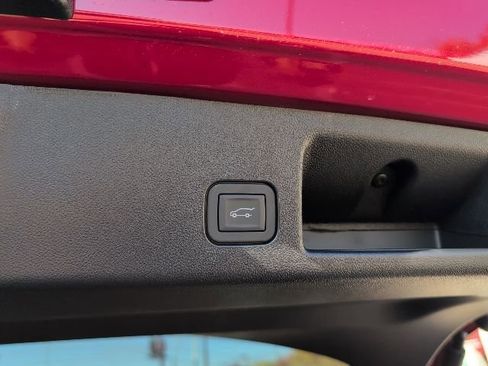 New 2026 Chevrolet Equinox EV RS image 11