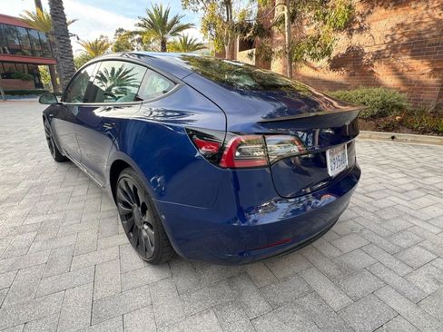 Used 2022 Tesla Model 3 Performance image 5
