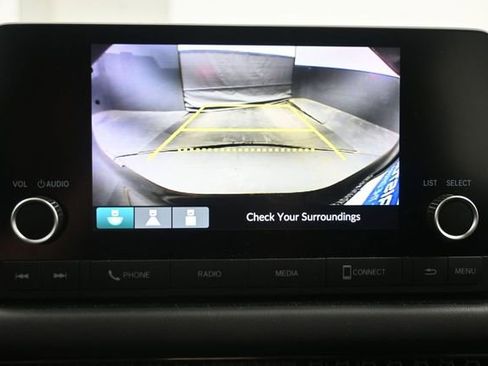 Used 2025 Honda HR-V LX image 33