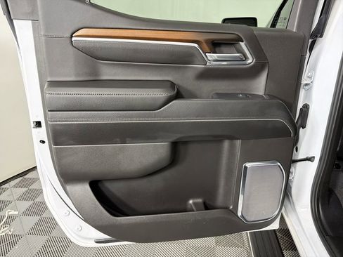 Used 2024 GMC Sierra 1500 Denali w/ Denali Reserve Package image 20