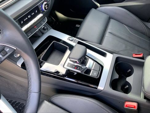 Used 2024 Audi Q5 2.0T Premium w/ Summer of Audi Package image 16