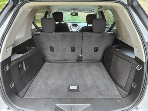 Used 2015 GMC Terrain SLE FWD image 17