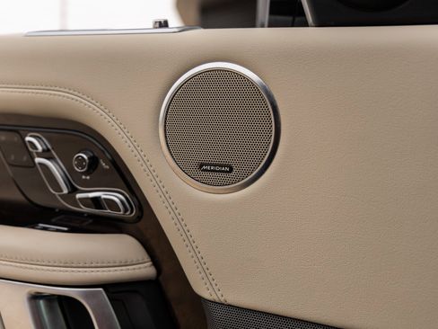 Used 2021 Land Rover Range Rover Westminster Edition image 16