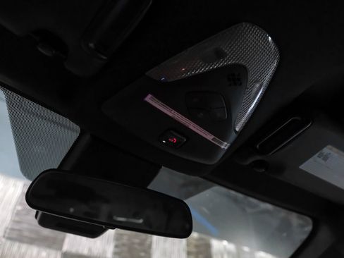 Used 2021 Toyota C-HR XLE image 28