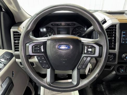 Used 2020 Ford F250 XL w/ Power Equipment Group image 18