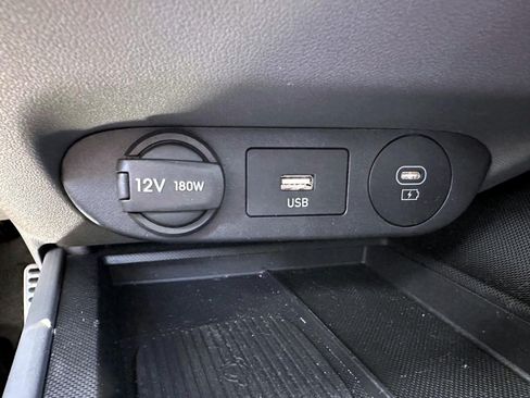 Used 2025 Hyundai Elantra Sport FWD image 26