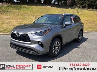 New 2026 Toyota Highlander XLE 360° Tour