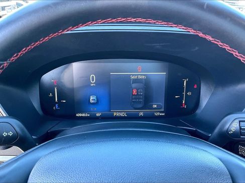 Certified 2025 Ford Escape ST-Line AWD/4WD image 19