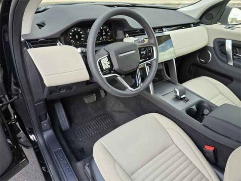 New 2025 Land Rover Discovery Sport S image 25