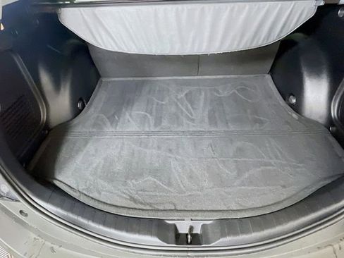 Used 2013 Toyota RAV4 XLE image 25