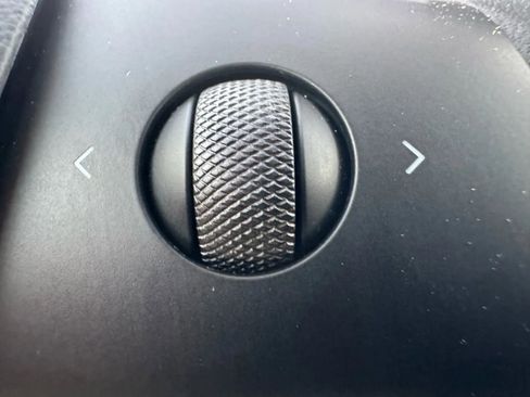Used 2023 Tesla Model 3 Standard Range image 30