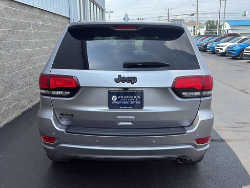 Used 2021 Jeep Grand Cherokee Laredo X AWD/4WD image 41