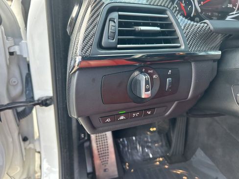 Used 2016 BMW M6 Convertible image 32