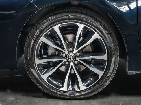 Certified 2017 Toyota Corolla SE w/ SE Premium Package FWD image 10