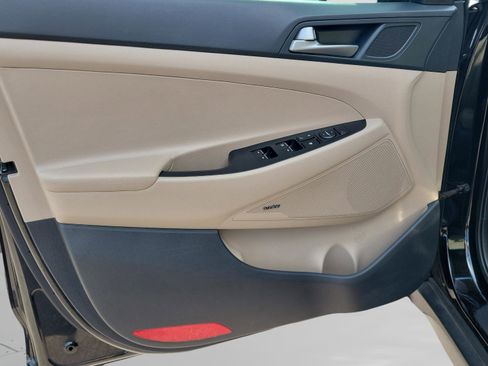 Used 2018 Hyundai Tucson Limited w/ Cargo Package image 31