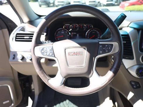 Used 2015 GMC Yukon SLT w/ Open Road Package AWD/4WD image 13