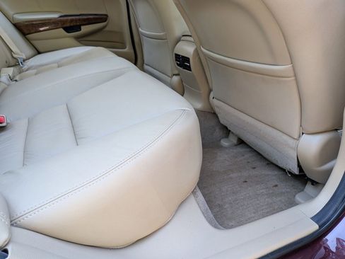 Used 2010 Honda Accord EX-L image 18