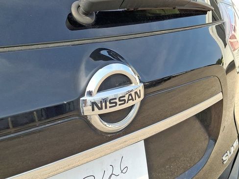 Used 2015 Nissan Rogue SL AWD/4WD image 10