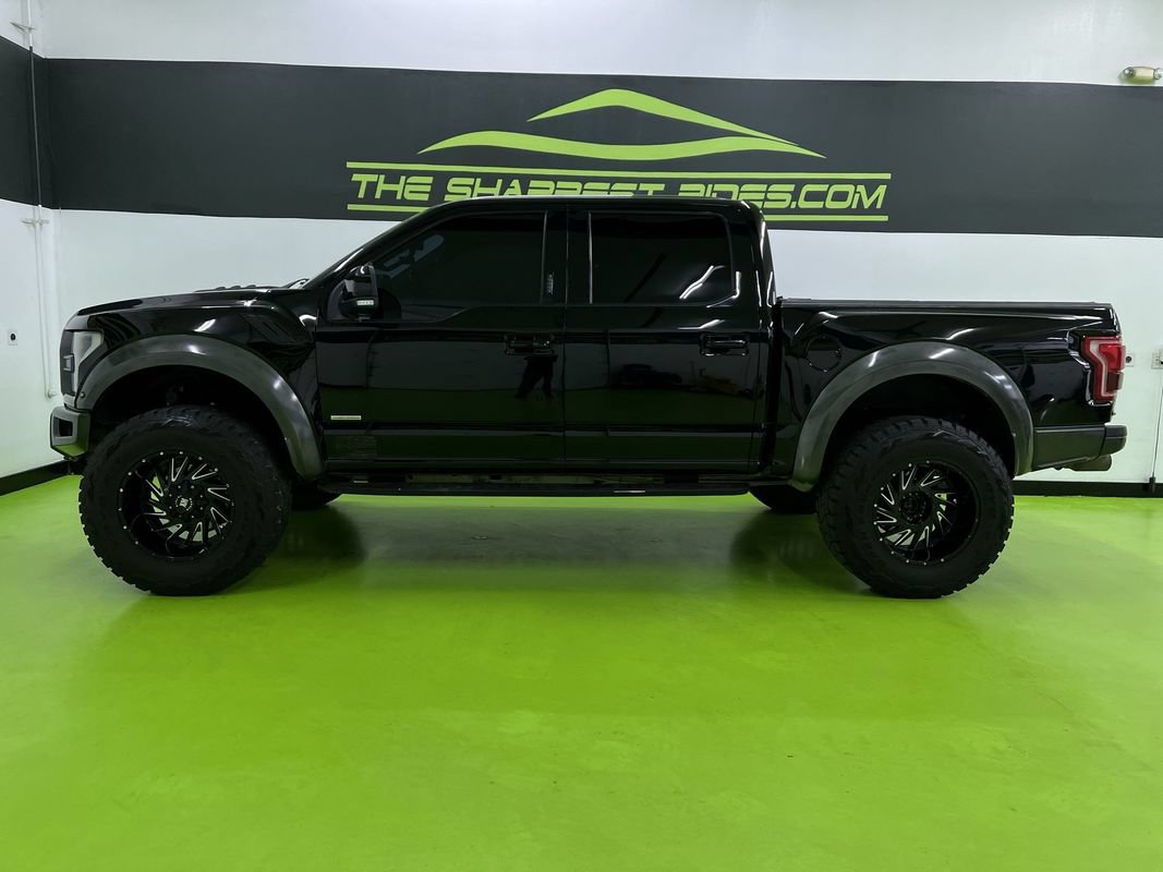 Used 2017 Ford F150 Raptor w/ Equipment Group 802A Luxury AWD/4WD image 6