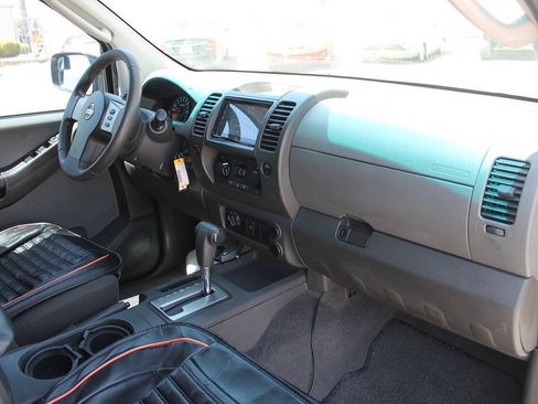 Used 2006 Nissan Xterra S AWD/4WD image 32