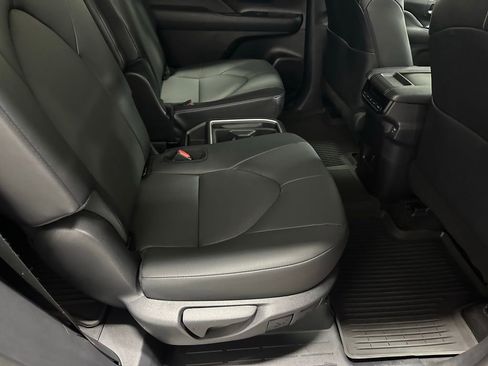 Used 2025 Toyota Grand Highlander FWD image 58