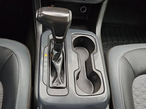 Used 2018 Chevrolet Colorado Z71 image 12